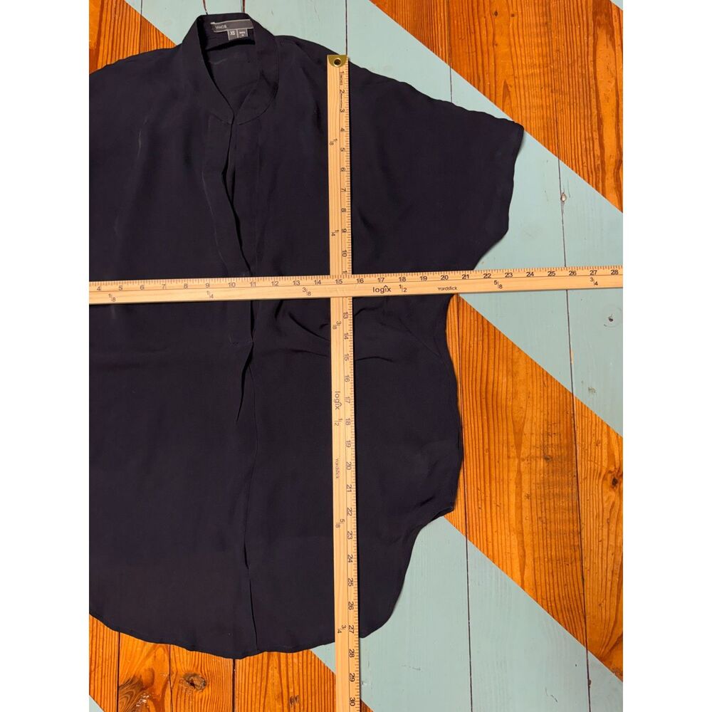 Vince 100% Silk Navy Dolman Sleeve Popover Blouse Navy Blue XS Minimalist Luxury - Picture 4 of 6